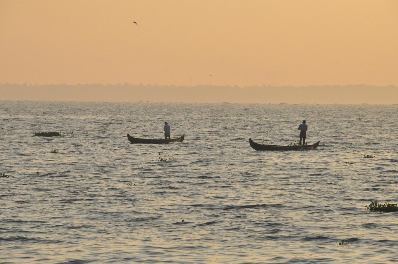 Deshadan Backwater Resort - The Best Sunrise View Alappuzha Exterior photo